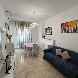  Appartamento Casa Vittoria A Due Passi Da Milano Italia